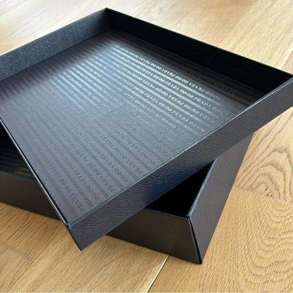 Prada Shirt / Sweater Box - Picture 7 of 10